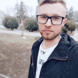 Шмаков Руслан Андреевич